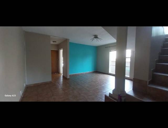 2 BEDROOM DUPLEX FOR SALE IN VANDERBIJLPARK SE 4